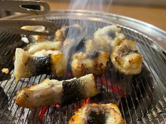 -围炉肉舍•炭烤活鳗•丹东海鲜烤肉(步行街店)