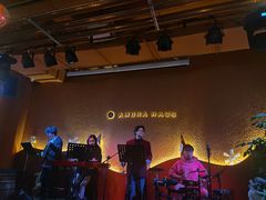 -Ambra Haus琥珀屋精酿餐厅(宝山店)