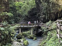 -龙水峡地缝景区
