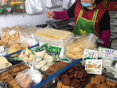 -七宝蔬菜农副产品综合交易市场-停车场