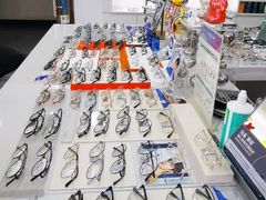 -视野联行眼镜·蔡司·依视路(省体育馆店)