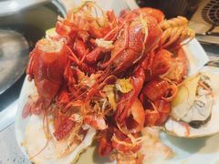 -金滏山·烤肉海鲜火锅自助(襄阳万达店)