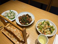 -关东小磨东北菜(上海长风大悦城店)