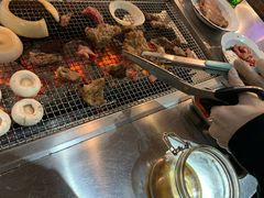 -马路牙子烧烤音乐酒馆(望京店)
