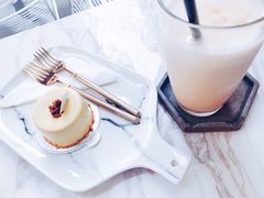 -UNI UNI(环亚凯瑟琳店)