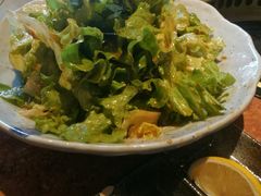 生菜色拉-炼火烤肉店
