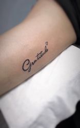 点击看大图 -猛子刺青纹身店