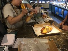 -万利隆·活力烘焙(人民路店)