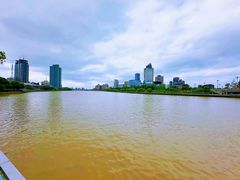 -MONICH牛排融合餐厅(和义大道购物中心店)