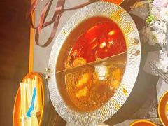 -牛YO寿喜烧·铁板烧和牛火锅自助(市府恒隆店)