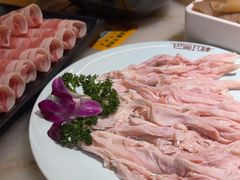 -巴渝瓦肆重庆鲜火锅(宝龙环湖店)