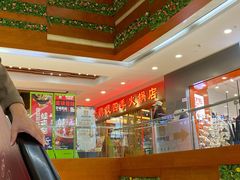 -胡须佬鸡煲四季火锅店(石厦西村直营店)