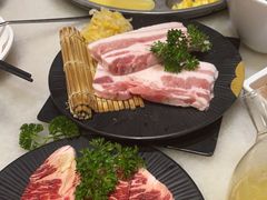 -左庭右院鲜牛肉火锅(金山万达店)