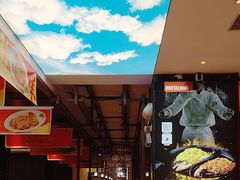 -阿瓦山寨·湘菜现炒·剁椒鱼头王(咸阳总店)