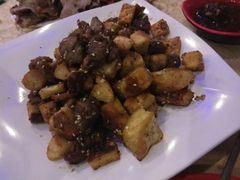 -维吾尔餐厅(宜山路店)