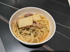 -鼎泰亨·海鲜牛肉餐厅(滨江店)