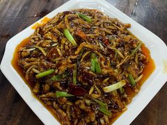鱼香肉丝-吾介小籠館