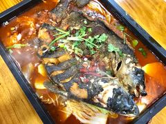 香烤清江鱼-老东镇啤酒屋海鲜加工·蒸汽海鲜·海鲜烧烤(台东店)