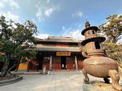 -龙华寺