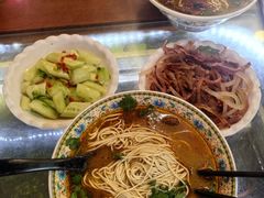 -金杨拉面王小吃面馆·牛三宝面·红烧牛肉粉