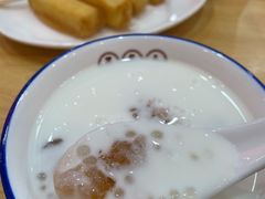 桃胶椰汁西米露-五条人糖水铺(凯德天府店)