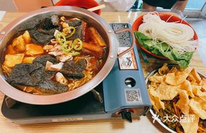 Juewei Luosifen Hot Pot