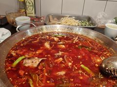 -小饕荟雅安贡椒鱼鲜馆(广福桥店)