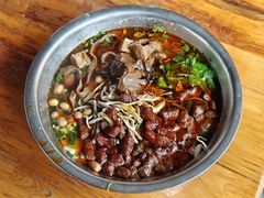 -老五鸡丝豆花面粉(瑞金北路68号院店)