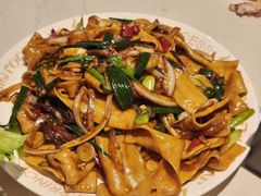 -小河公主秘制烤羊腿(小绿谷店)