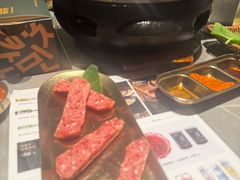 -草家酱蟹炭火烤肉店(珲春南路一店)