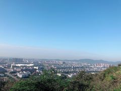 -灵岩山风景区