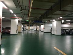 -上海威斯汀大饭店-地下停车场