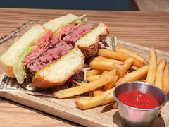 芝士培根牛肉汉堡-Kathleen's Bistro&Bar 凯圣琳西餐厅(漕河泾印象城店)