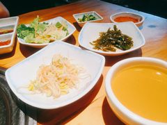 -唯成•韩国炭火烤肉 유성고기