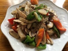 -小锅巴纳西餐厅