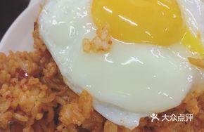 辣白菜五花炒饭