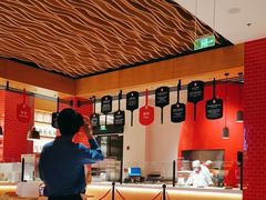 -城市大道红炉披萨烘焙坊