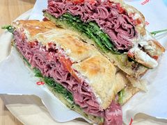 小红帽三明治-OUR Bakery(中海环宇荟店)