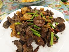 -闯关东东北农家菜(崂山石老人店)