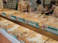 面包甜点陈列柜-袁记云饺(蛇口店)