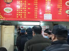 -牛师傅牛肉面(尚隆路店)