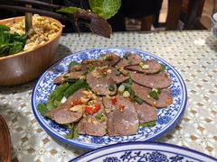 -蜗牛小馆醉乡民谣云南菜(惠新西里店)