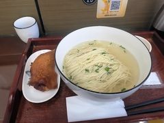 -百年老字号·观振兴蟹黄面·三虾面·苏式面(观前街富仁坊巷店)