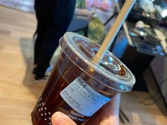 -瑞幸咖啡(纽宾凯酒店新华路店)