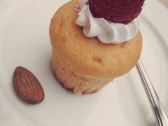 -亮马河饭店翠雅咖啡厅