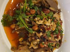 -费大厨辣椒炒肉(高铁吾悦广场店)