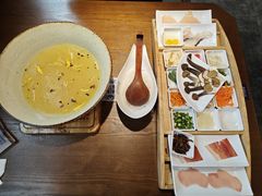 -芸南道·过桥米线(昆明老街旗舰店)