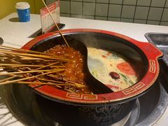 鸳鸯锅-钢管厂五区小郡肝串串香(奥克斯广场锦城万达店)