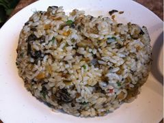 酸菜炒饭-蛙蛙叫干锅年代(簋街总店)