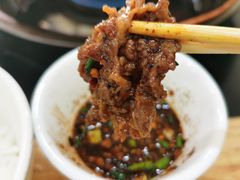 -牛喵喵铜锅牛肉馆